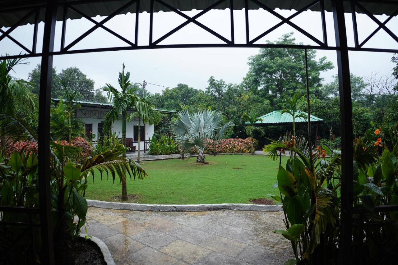 Elitehotels And Resorts Pvt Ltd Alībāg Exteriör bild